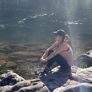 Meet your Posher, Sunney